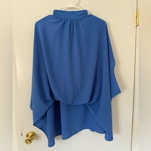 Impressions batwing blue blouse